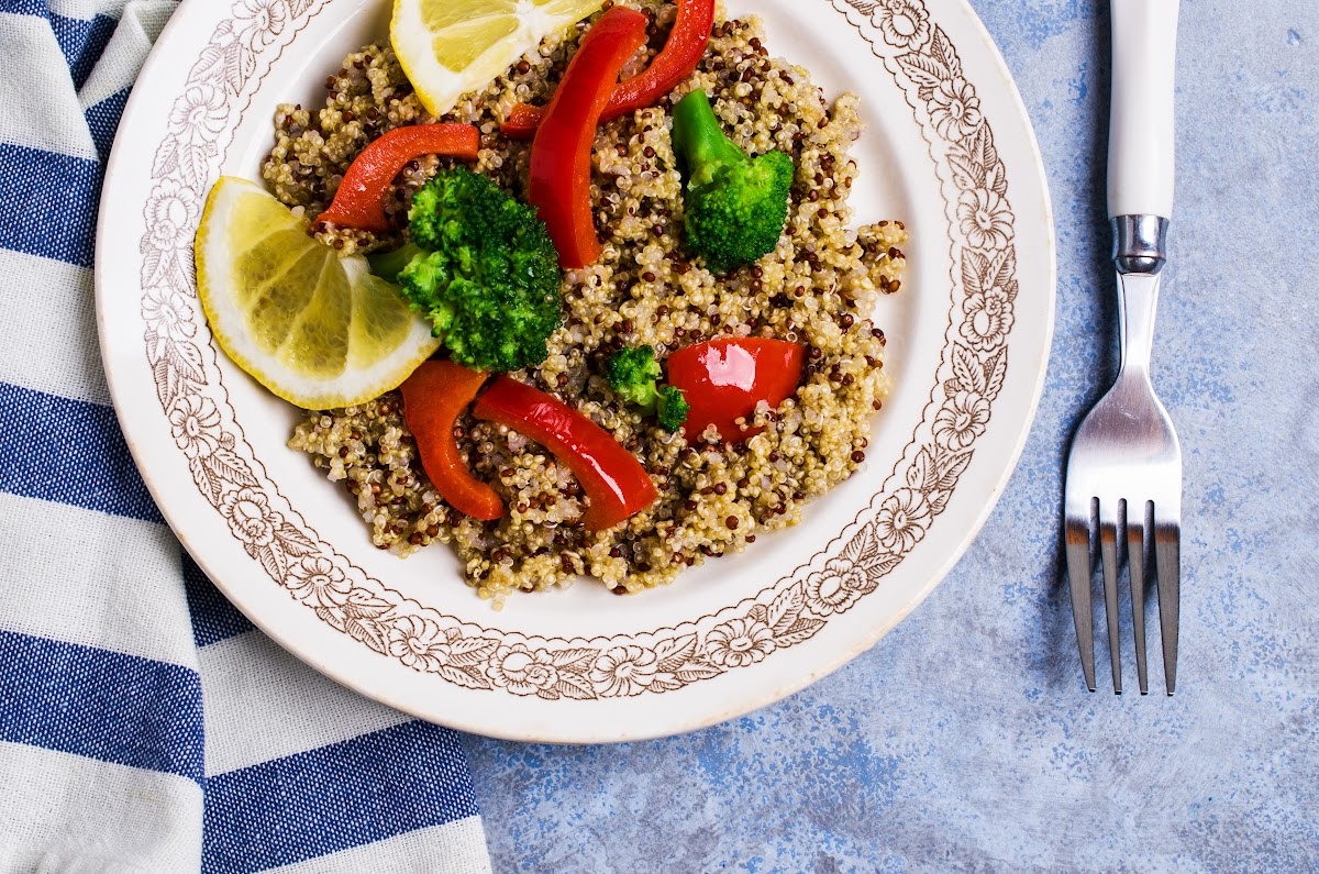 Low-FODMAP quinoa with broccoli  - Intoleran International