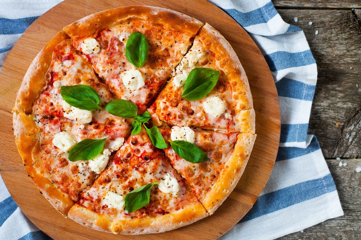 Low-FODMAP pizza margherita  - Intoleran International
