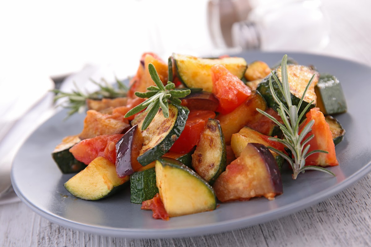 Low-FODMAP Ratatouille - Intoleran US